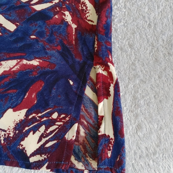 *SOLD* CLEO Sleeveless Blouse - Picture 4 of 6